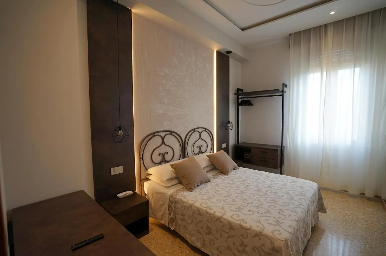 Hotel Villa Fulgida 卡托利卡
