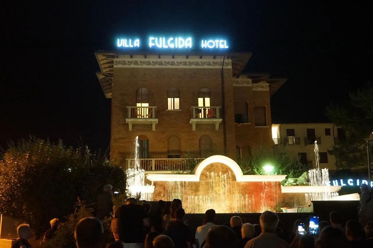 ***  Hotel Villa Fulgida 卡托利卡 意大利