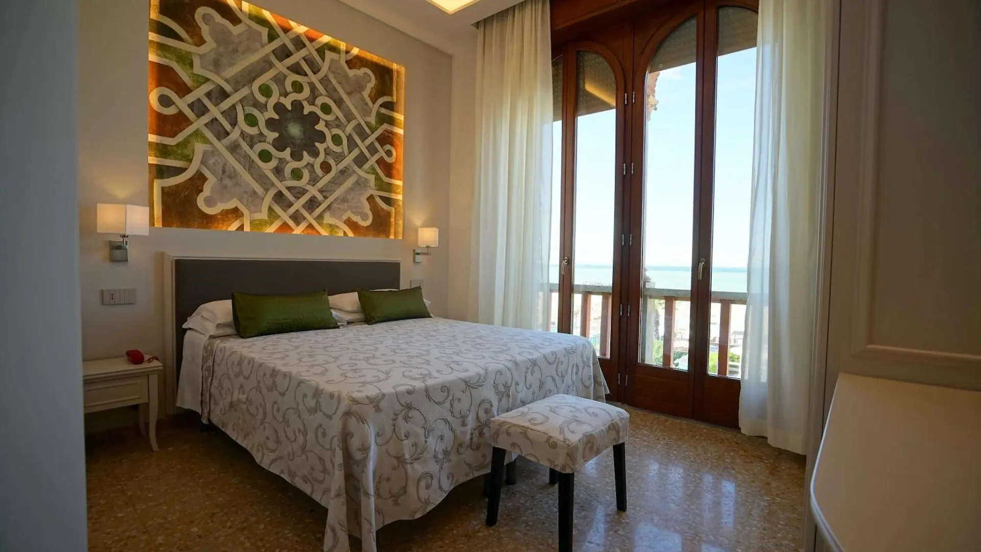 Hotel Villa Fulgida 卡托利卡 3*,