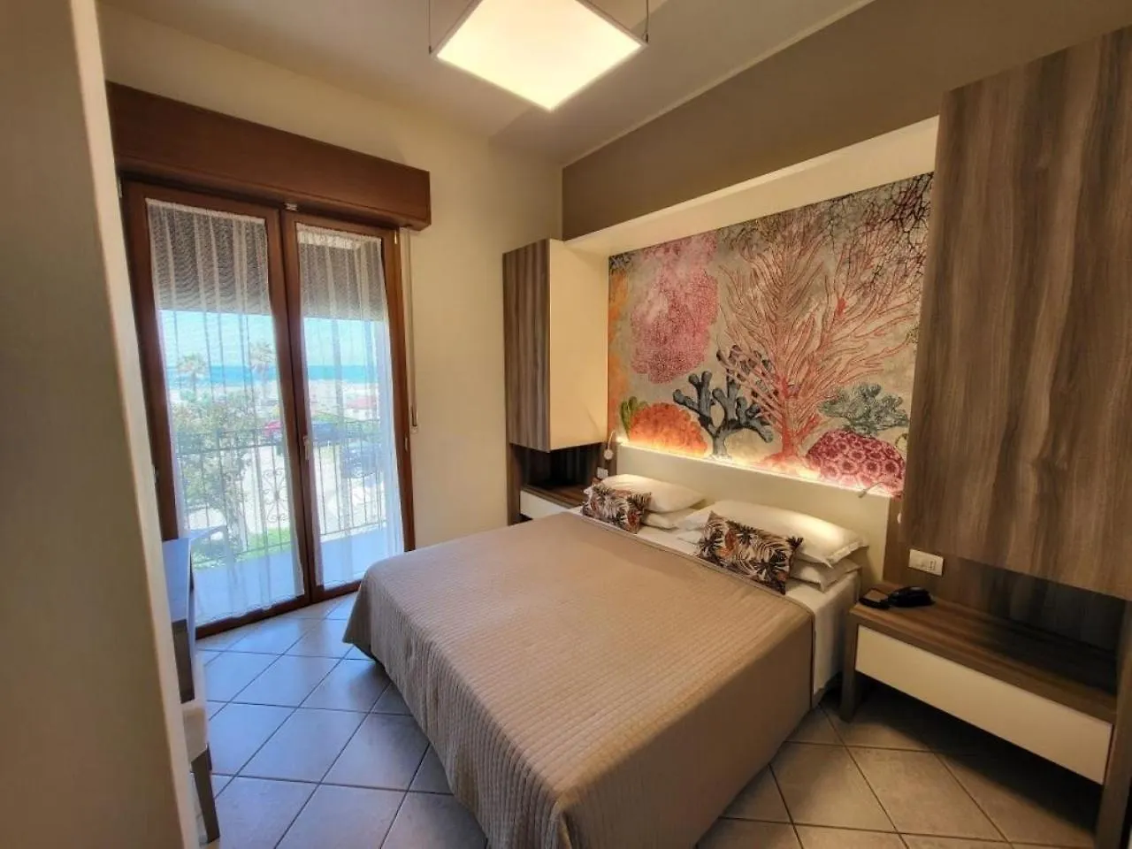 Hotel Villa Fulgida 卡托利卡 3*,  意大利